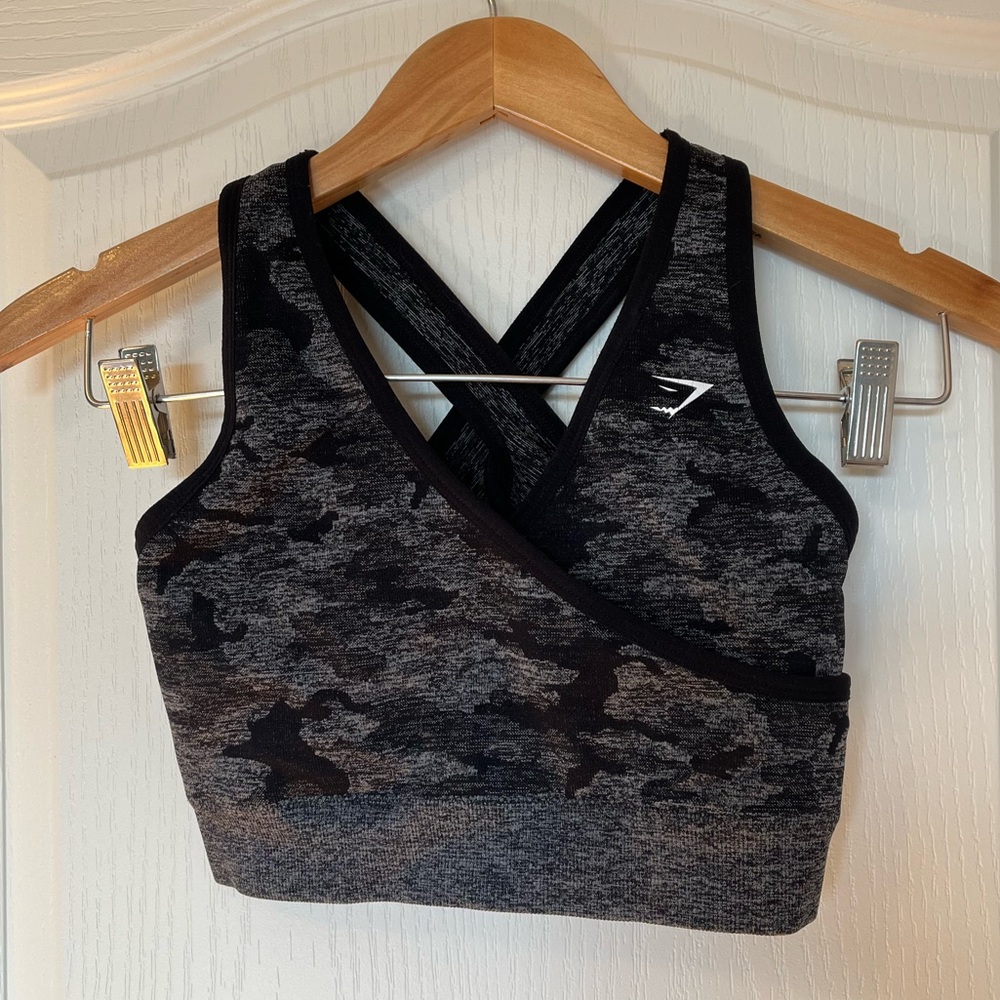 Adapt Camo Seamless Sports Bra